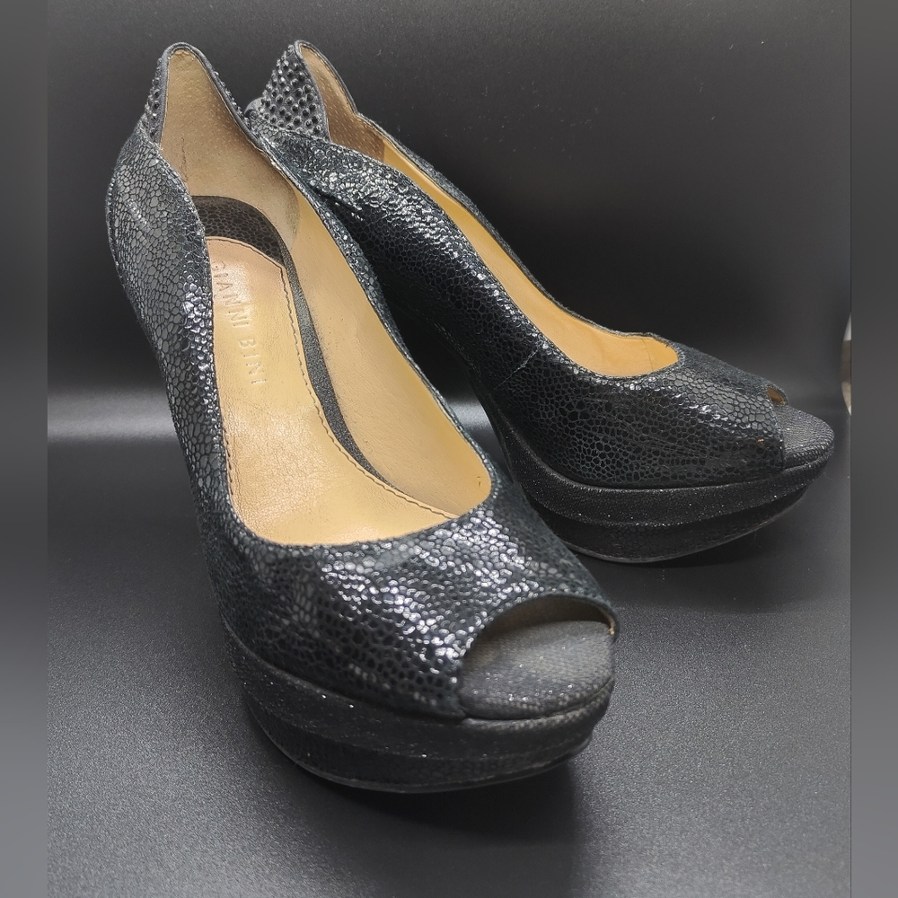 Gianni Bini Pumps - Picture 3 of 7